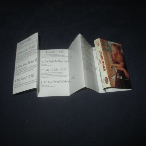 LeAnn Rimes - Blue on cassette (Curb Records, 1996) - Picture 3 of 4